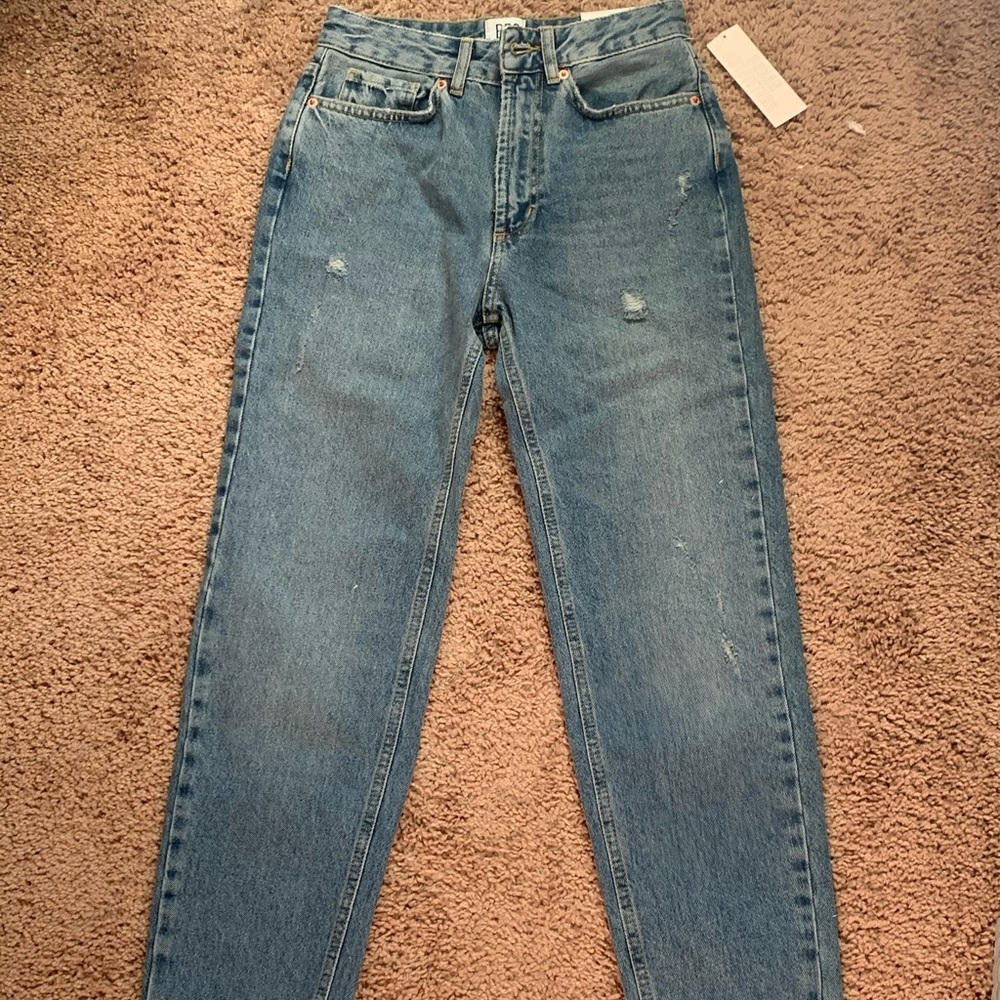 mom jeans
